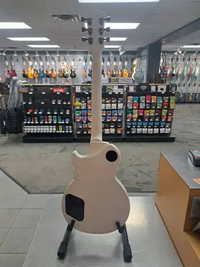 Gibson -Les Paul Modern Studio Worn White 2